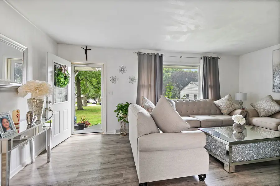 2008 Eastmoreland Avenue, Rockford, IL 61108 - #2