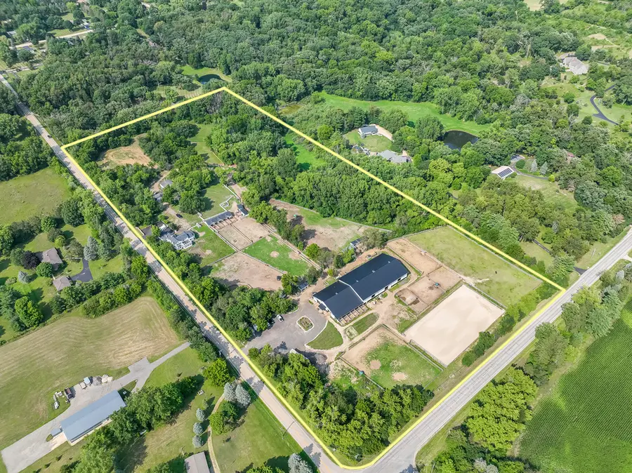 708 S Rose Farm Road, Woodstock, IL 60098 - #2