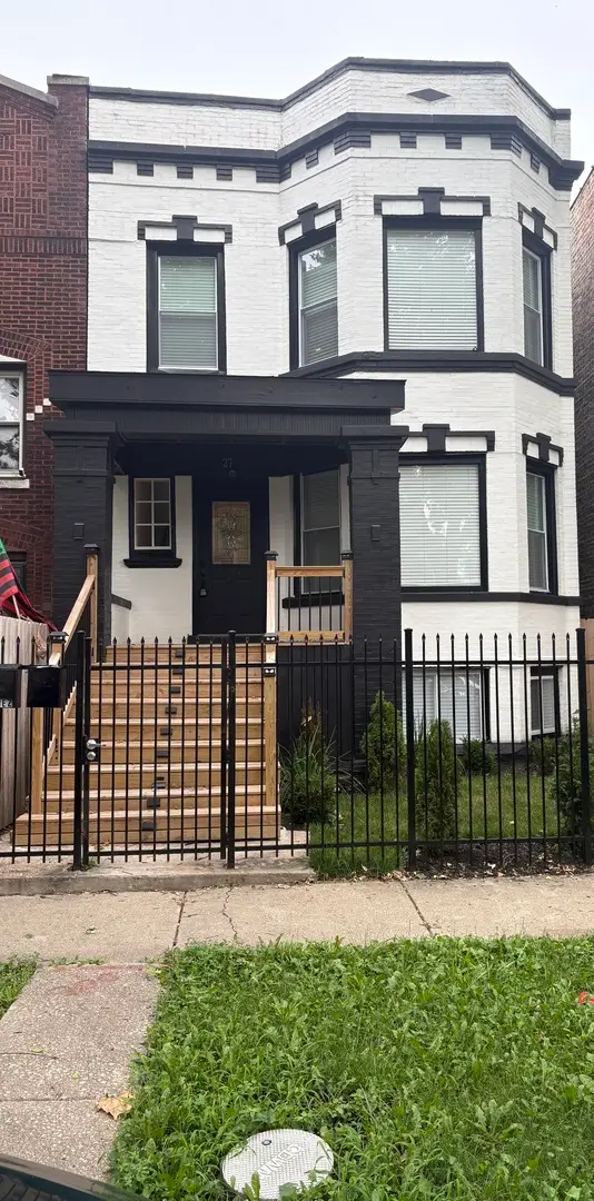 27 N Latrobe Avenue, Chicago, IL 60644