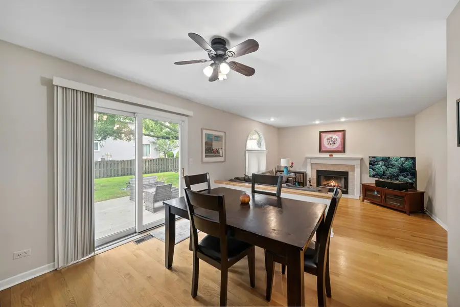 1570 Monterey Court, Gurnee, IL 60031 - #3