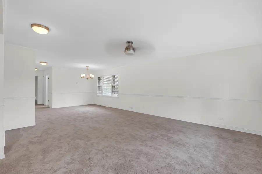 5018 Dobson Street, Skokie, IL 60077 - #3