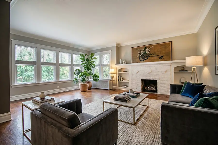 6525 N Washtenaw Avenue, Chicago, IL 60645 - #2
