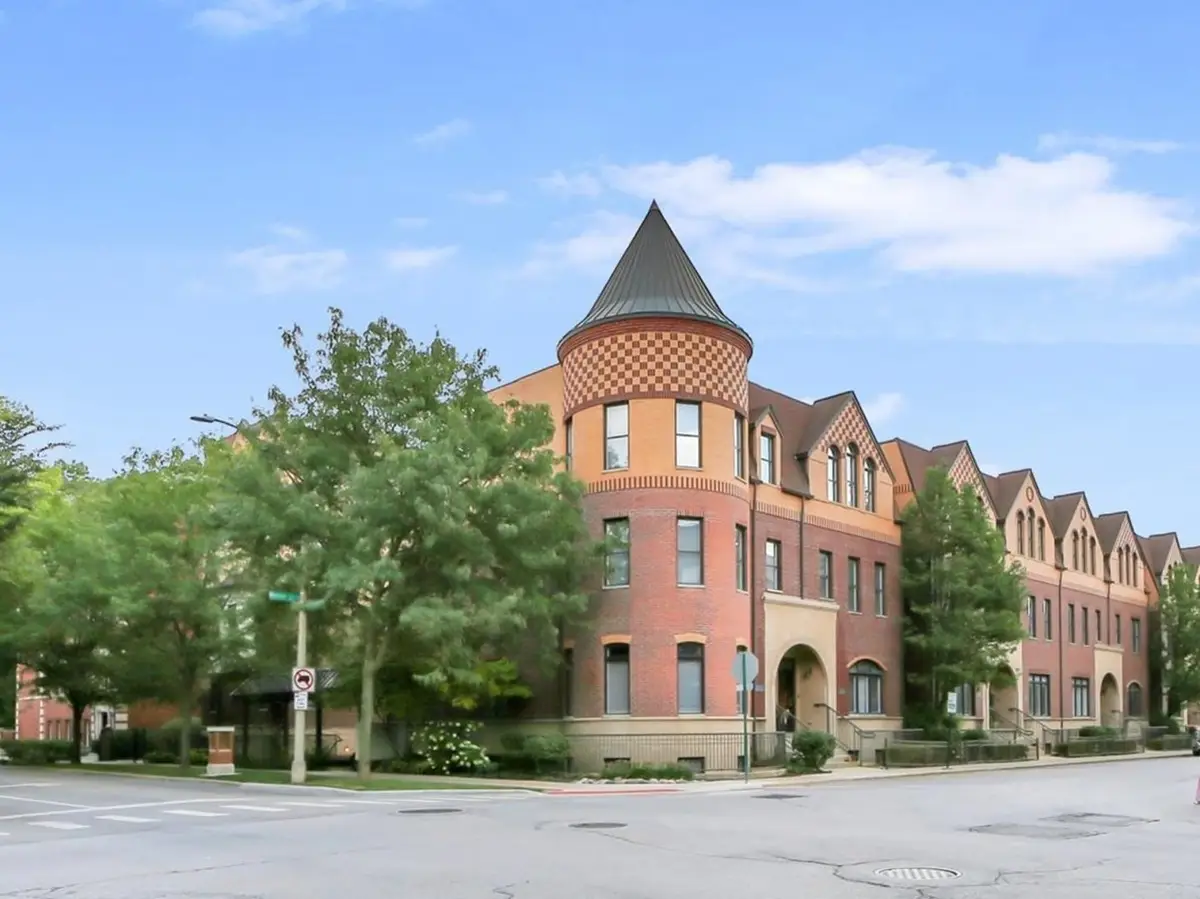 170 N Marion Street #14, Oak Park, IL 60302 - #1