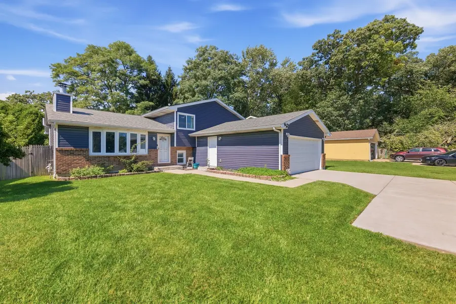 1818 N Sheridan Road, Waukegan, IL 60087 - #2