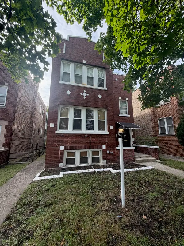 7524 S Wentworth Avenue, Chicago, IL 60620