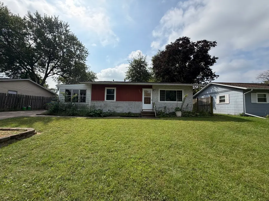 908 37th Avenue, East Moline, IL 61244 - #2