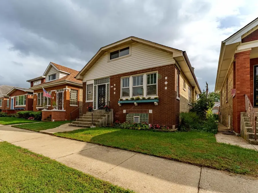 4947 W Deming Place, Chicago, IL 60639 - #3