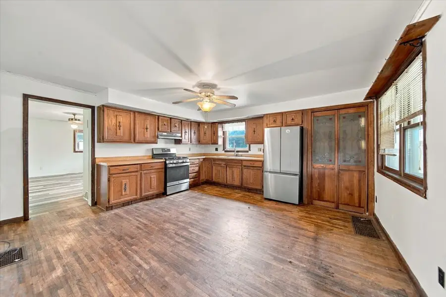 510 13th Avenue, Sterling, IL 61081 - #3