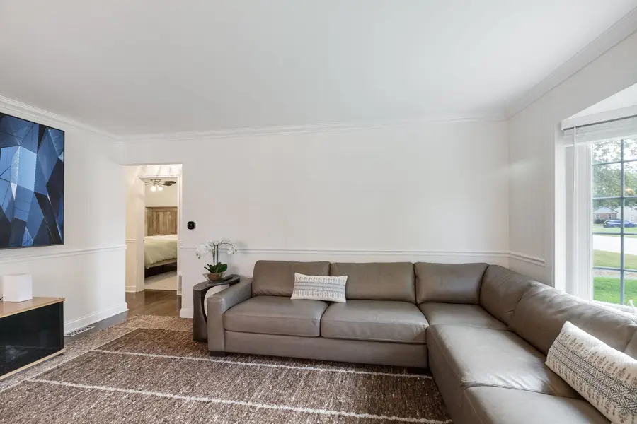 2140 Walnut Court, Glenview, IL 60025 - #3