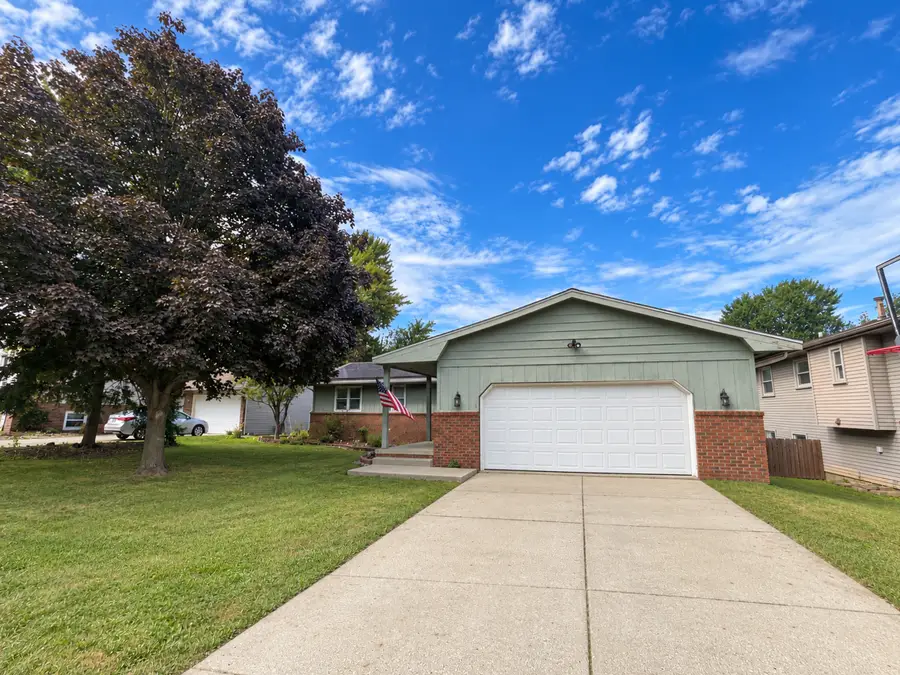 1426 Hanson Drive, Normal, IL 61761 - #2