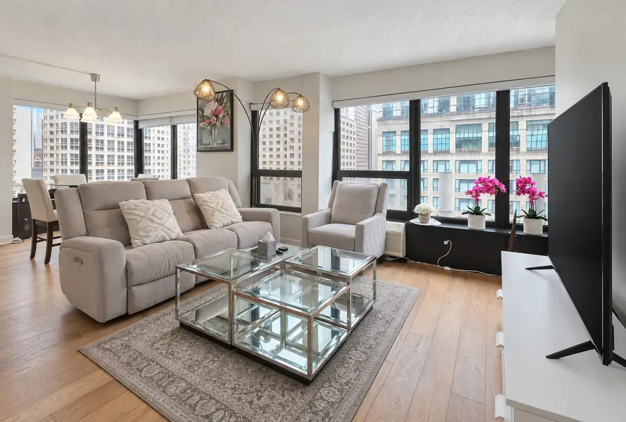 30 E Huron Street #1109, Chicago, IL 60611 - #2