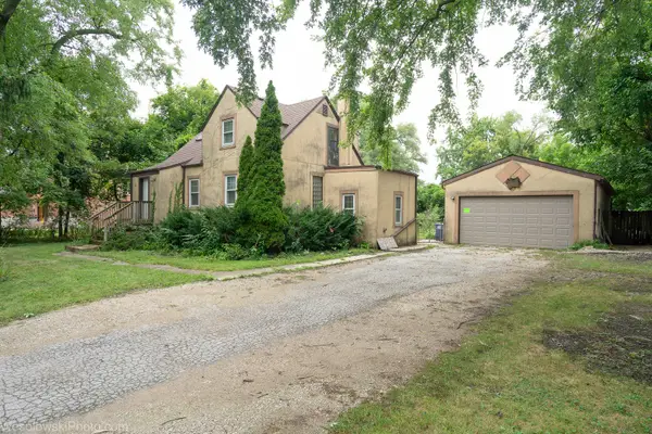 1748 Lunt Avenue, Des Plaines, IL 60018