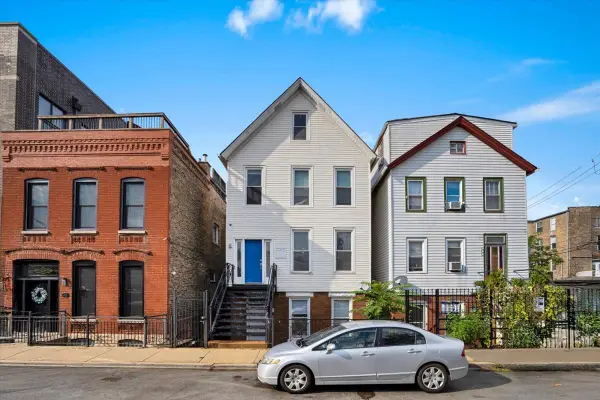 1618 W Blackhawk Street #1, Chicago, IL 60622