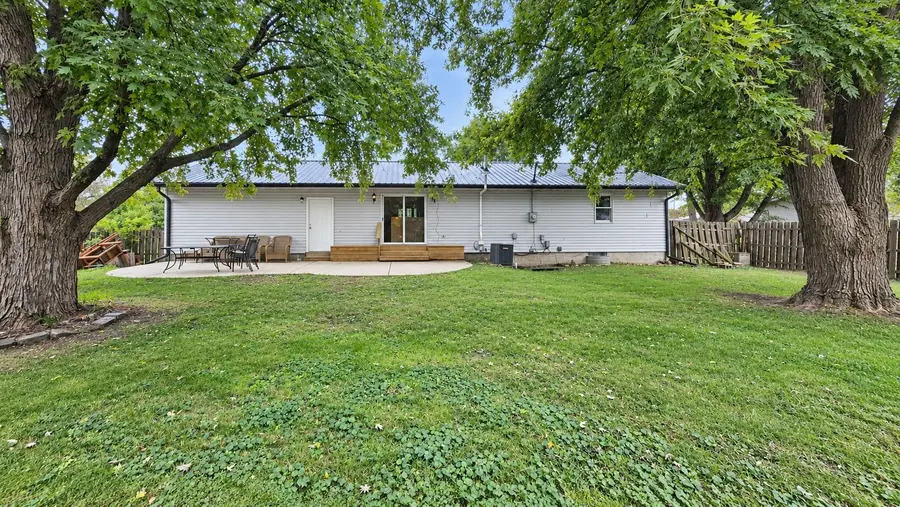 404 E Oak Street, Leroy, IL 61752 - #3