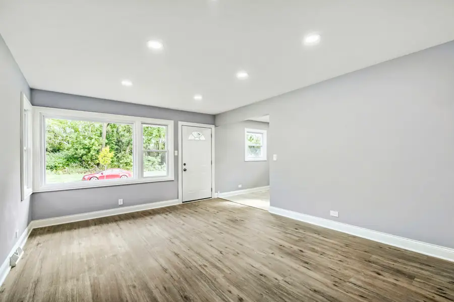 590 W 16th Street, Chicago Heights, IL 60411 - #3