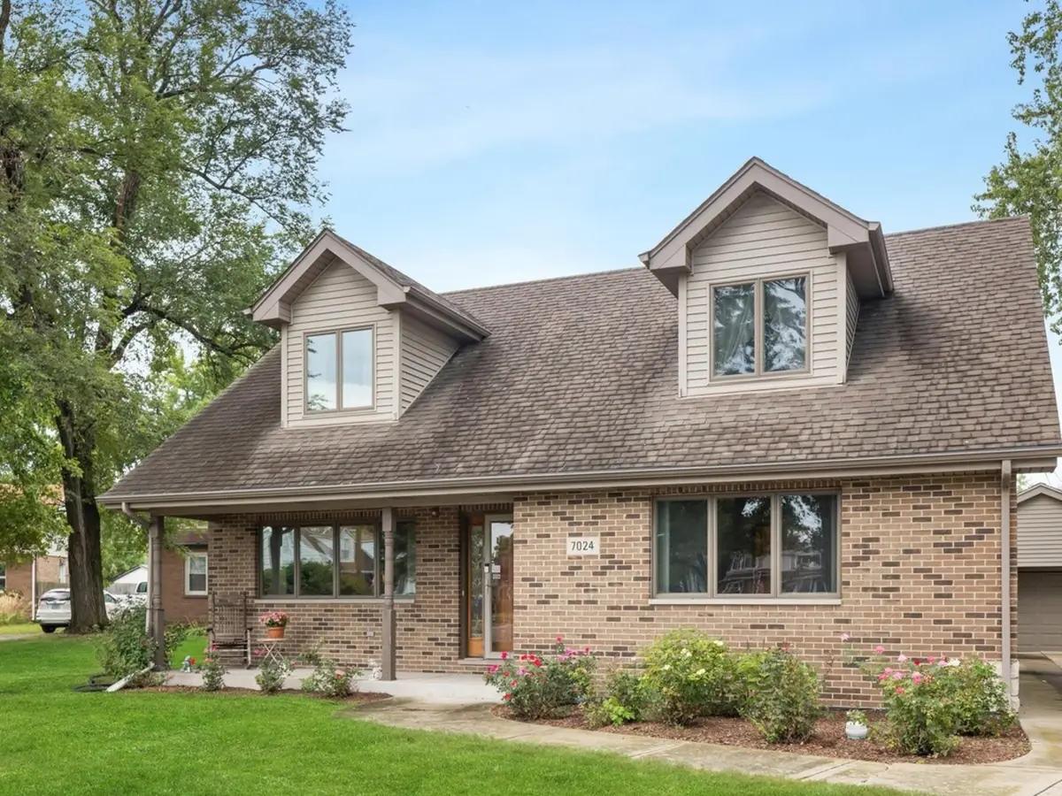 7024 Garden Lane, Bridgeview, IL 60455 - #1