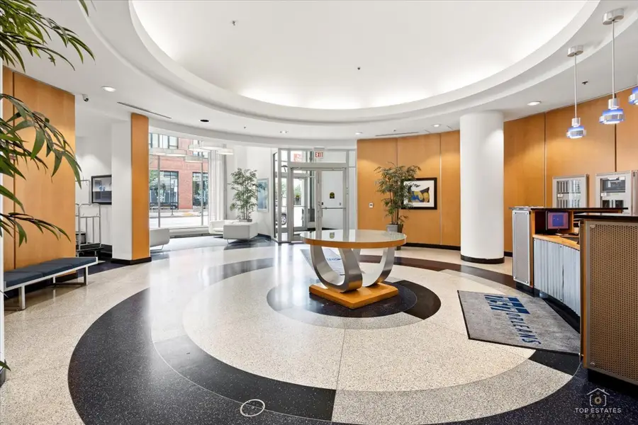 757 N Orleans Street #805, Chicago, IL 60654 - #3