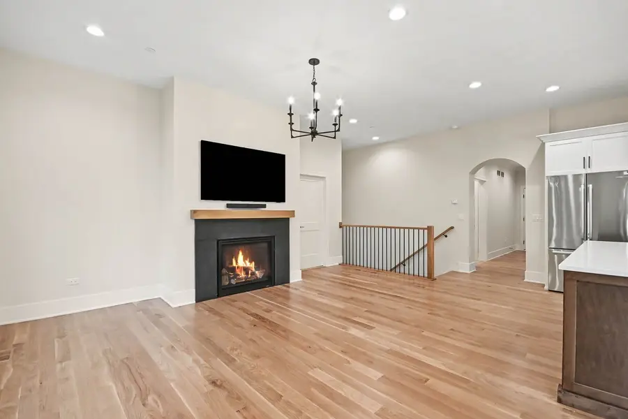 4119 N Lincoln Street, Westmont, IL 60559 - #2