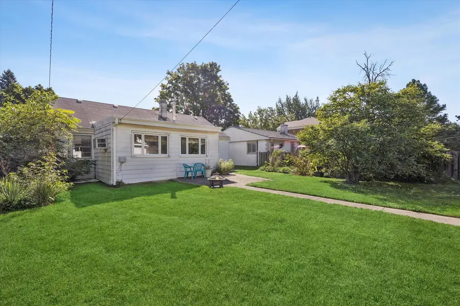 3922 Elm Avenue, Brookfield, IL 60513 - #2