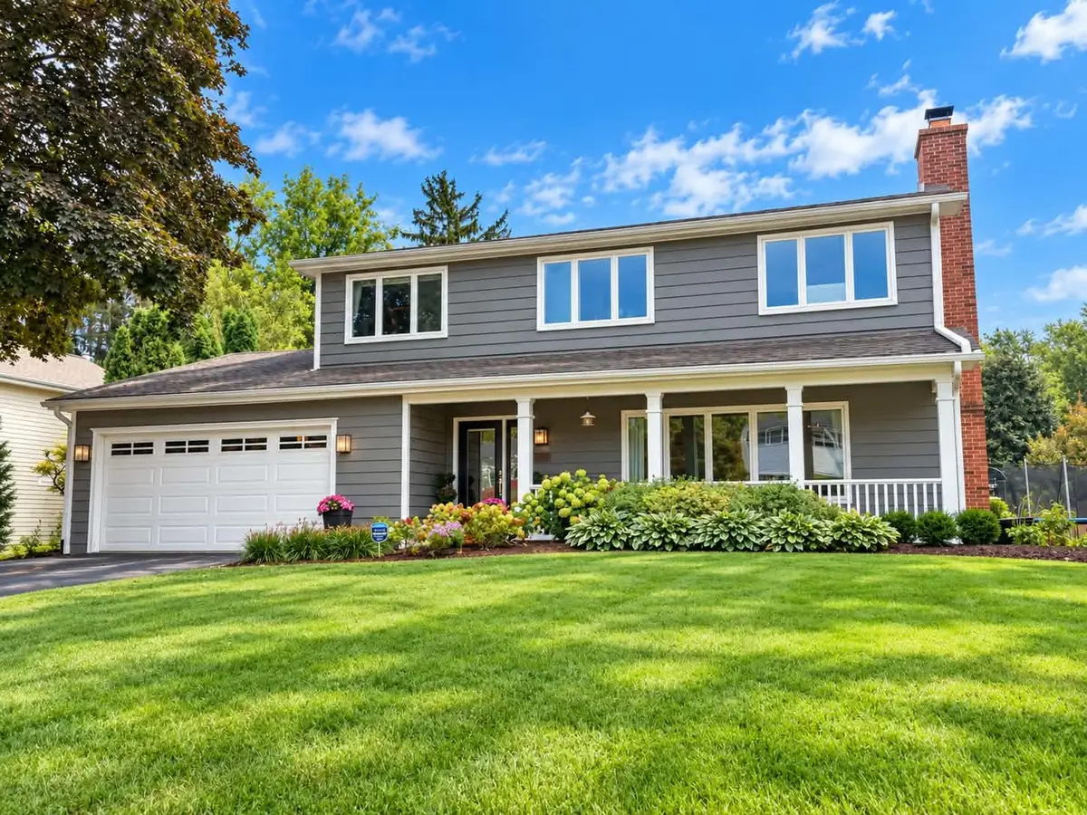 26W355 Blackhawk Drive, Wheaton, IL 60189 - #1