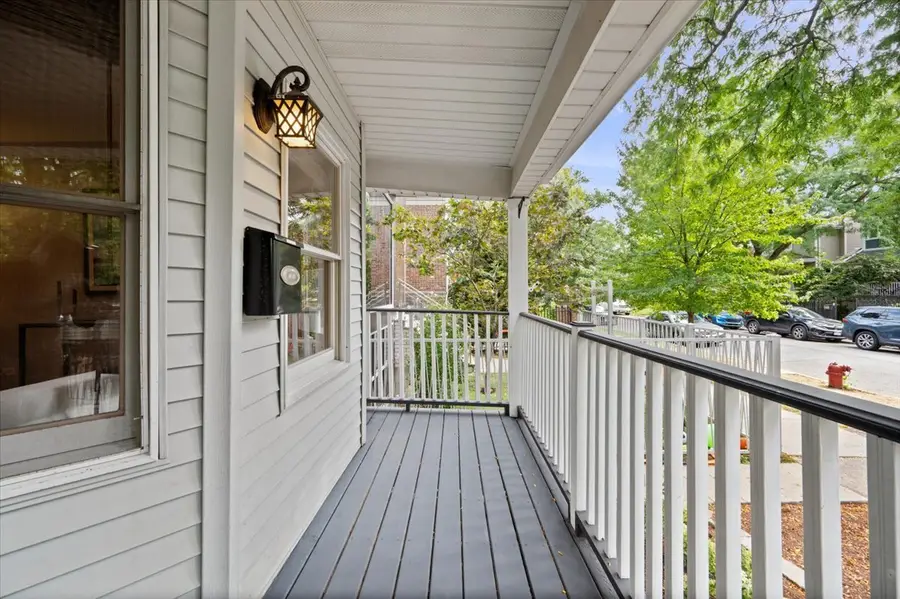 1930 W Wolfram Street, Chicago, IL 60657 - #3