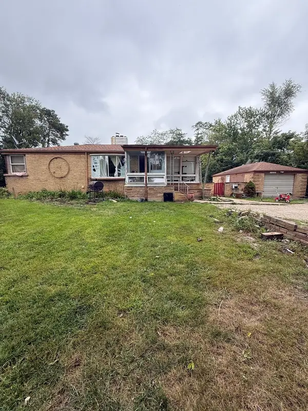 1255 Main Street, Antioch, IL 60002