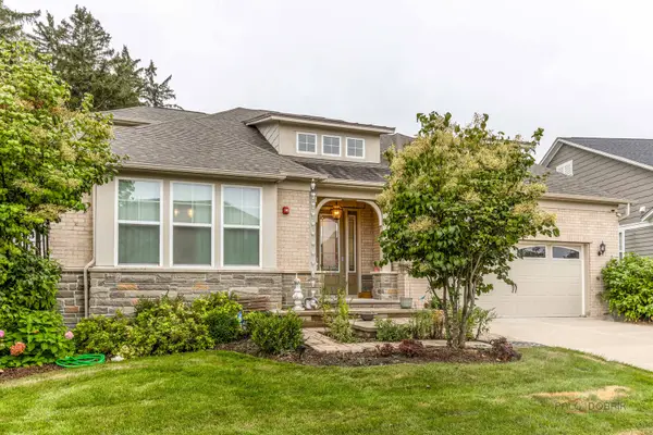 637 Insull Drive, Vernon Hills, IL 60061
