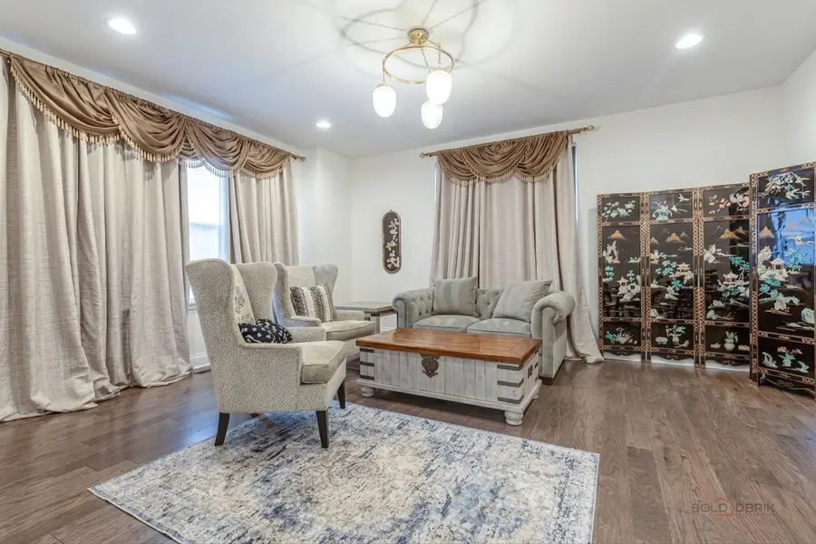 637 Insull Drive, Vernon Hills, IL 60061 - #2