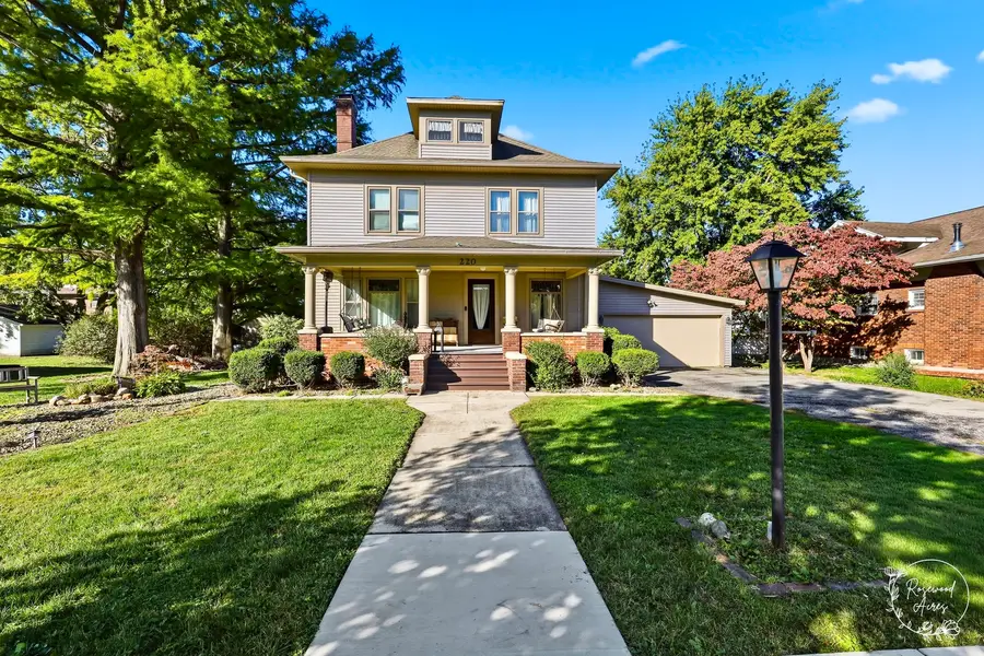 220 N Maple Street, Gilman, IL 60938 - #2