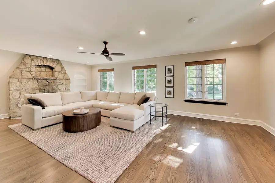10456 S Bell Avenue, Chicago, IL 60643 - #2