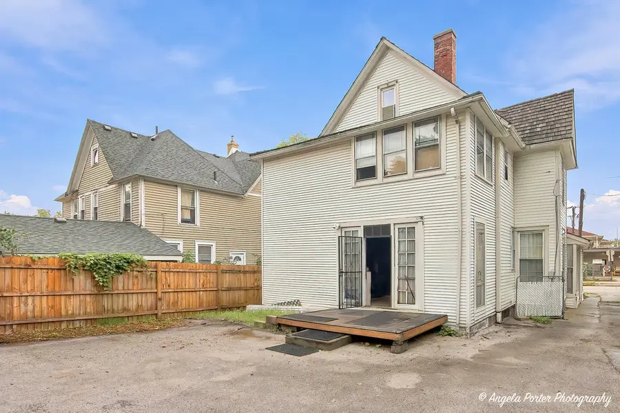 330 N County Street, Waukegan, IL 60085 - #3