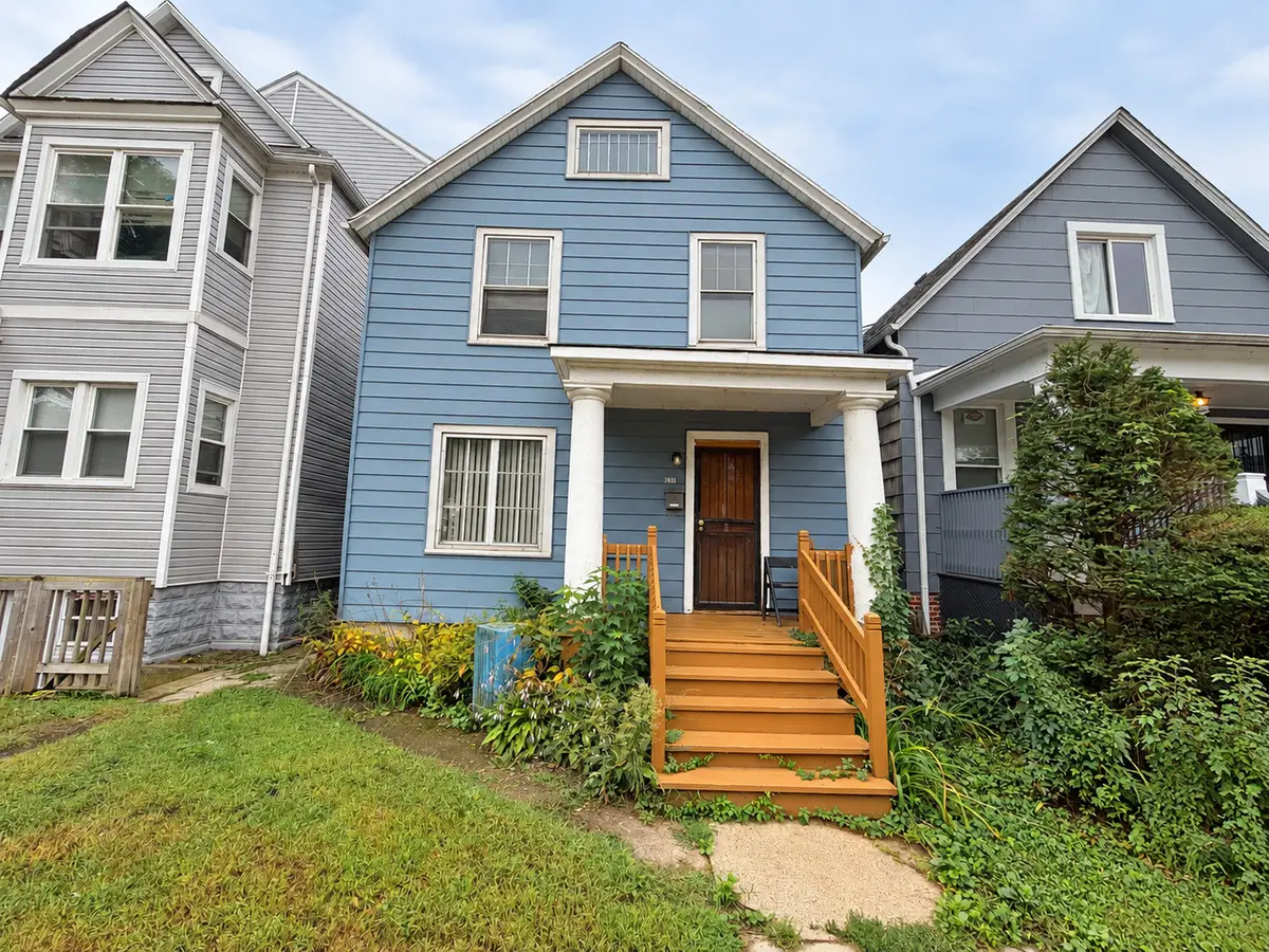 2817 E 76th Place, Chicago, IL 60649 - #1