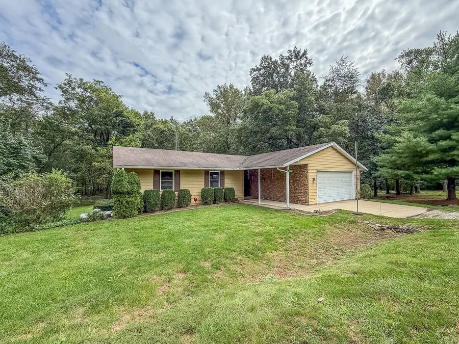 512 County Road 2490, Mahomet, IL 61853 - #2