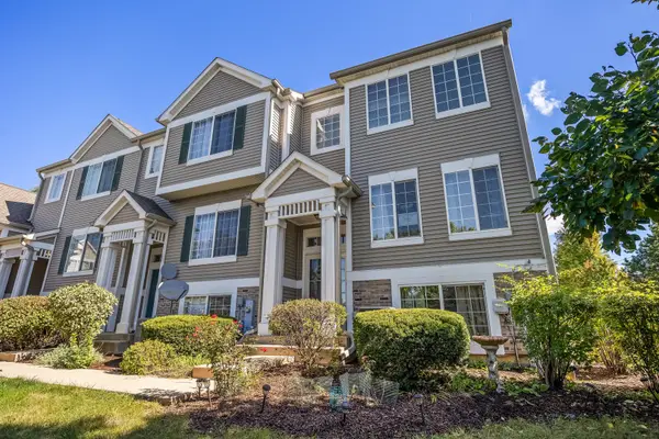 103 Enclave Circle #D, Bolingbrook, IL 60440