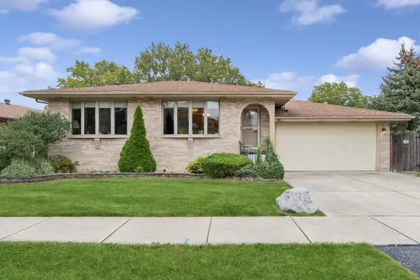 11239 S Avon Avenue, Alsip, IL 60803