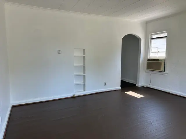 703 N Allyn Street, Carbondale, IL 62901 - #3