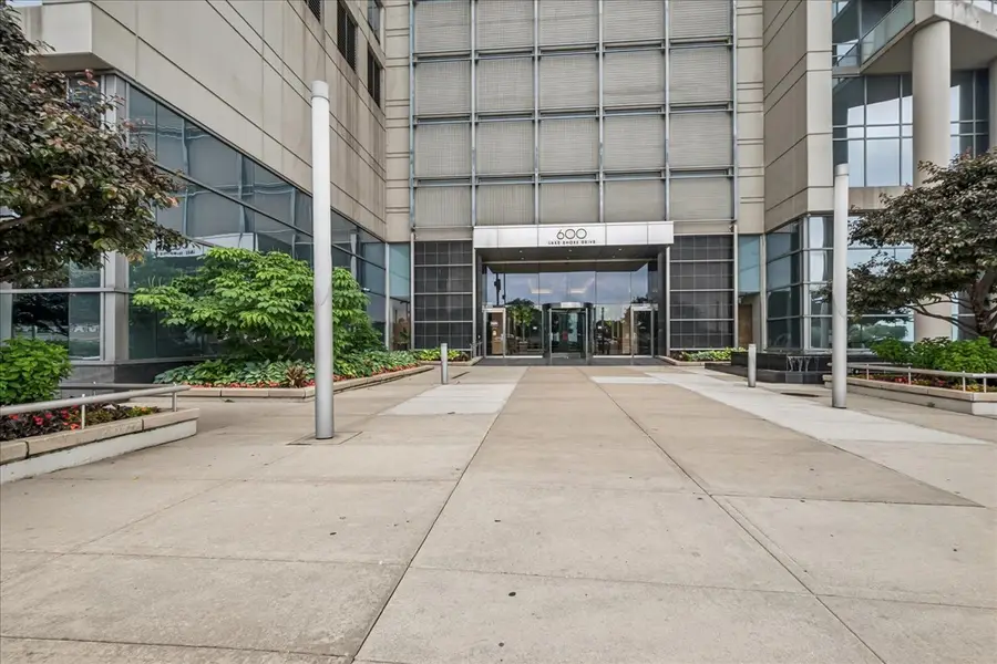 600 N Lake Shore Drive #2411, Chicago, IL 60611 - #2