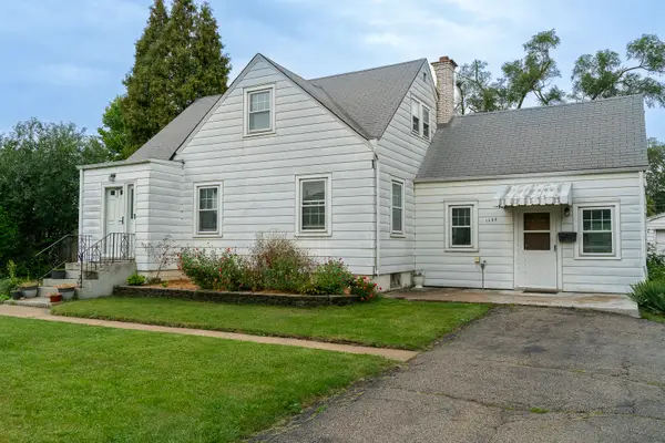 1686 Lunt Avenue, Des Plaines, IL 60018