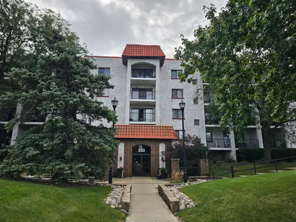350 Plum Creek Drive #305, Wheeling, IL 60090