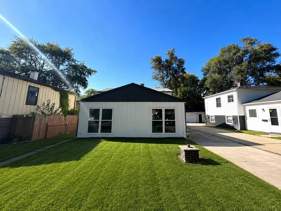 290 Merrill Avenue, Calumet City, IL 60409 - #2