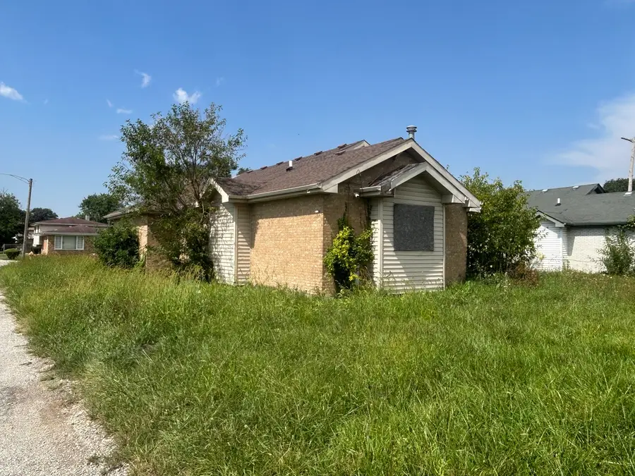 16051 Gauger Avenue, Harvey, IL 60426 - #3