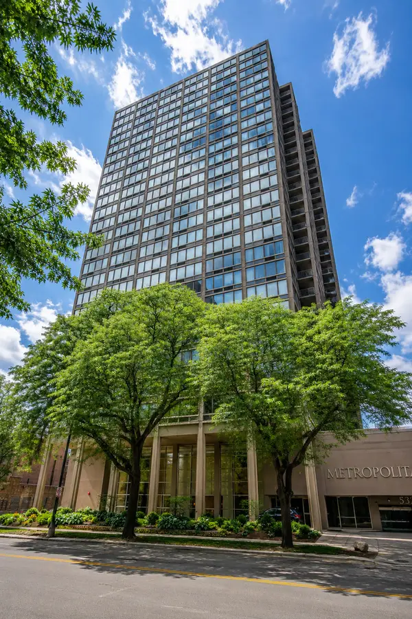 5320 N Sheridan Road #405, Chicago, IL 60640