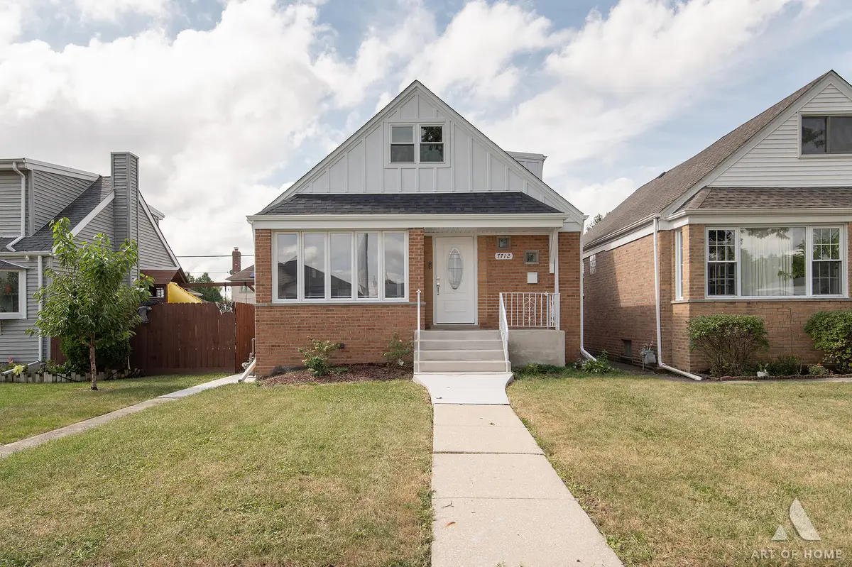7712 Nagle Avenue, Burbank, IL 60459 - #1