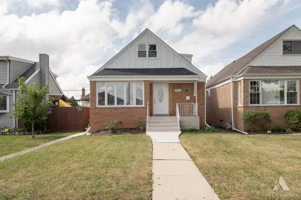 7712 Nagle Avenue, Burbank, IL 60459