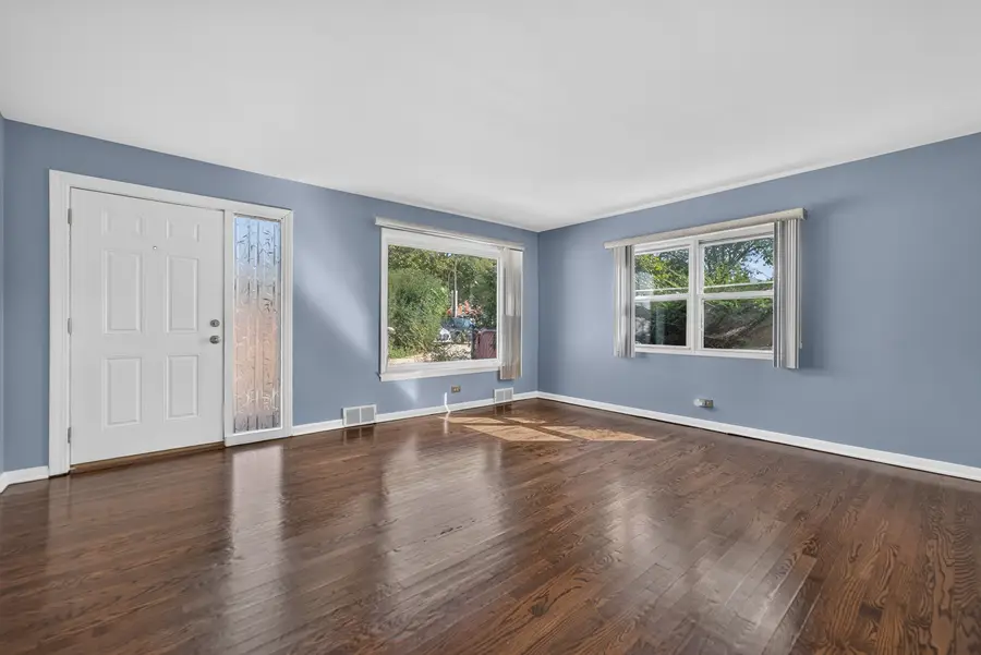 816 S La Grange Road, La Grange, IL 60525 - #2