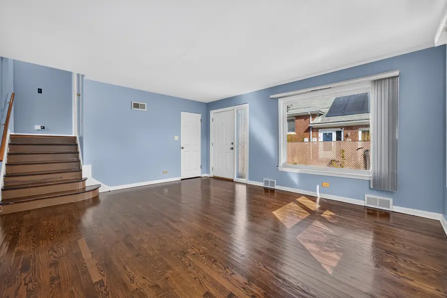 816 S La Grange Road, La Grange, IL 60525 - #3