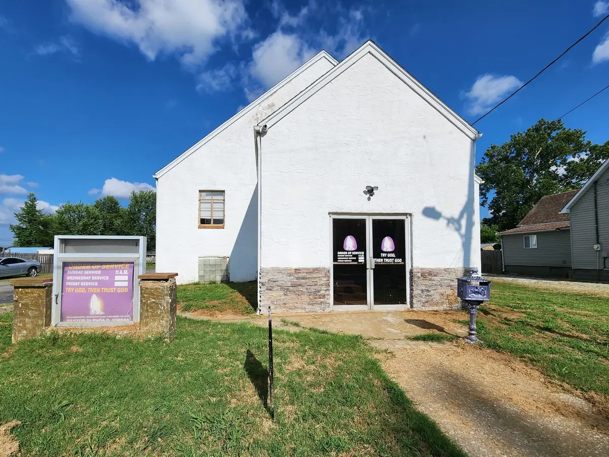 409 S Hill Street, Marion, IL 62959 - #1