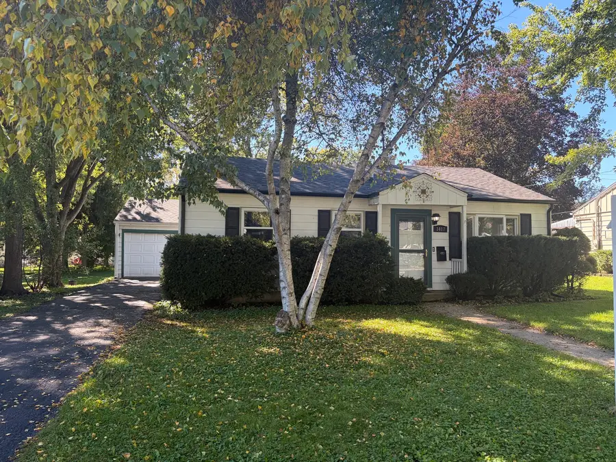 1417 Walnut Drive, Woodstock, IL 60098 - #2
