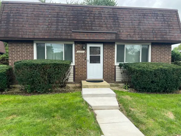 2510 Berkshire Court #1, Waukegan, IL 60087