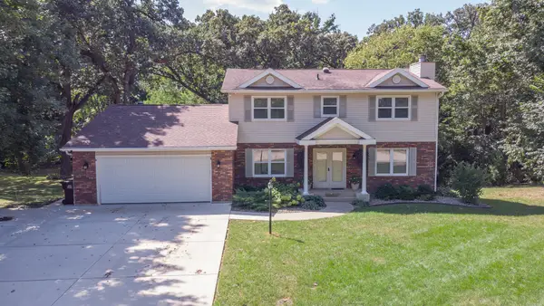 732 Santa Fe Drive, Freeport, IL 61032